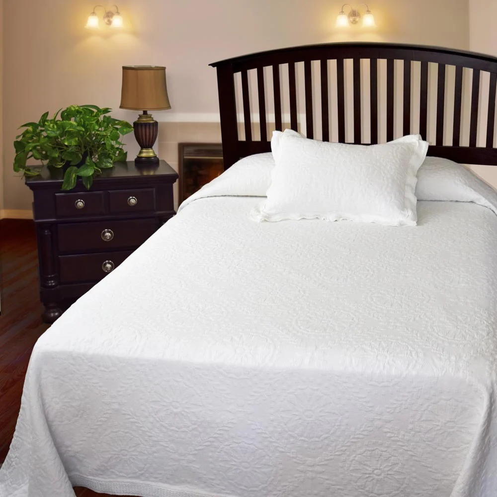 Americana Cotton Matelasse Bedspread - Image 5