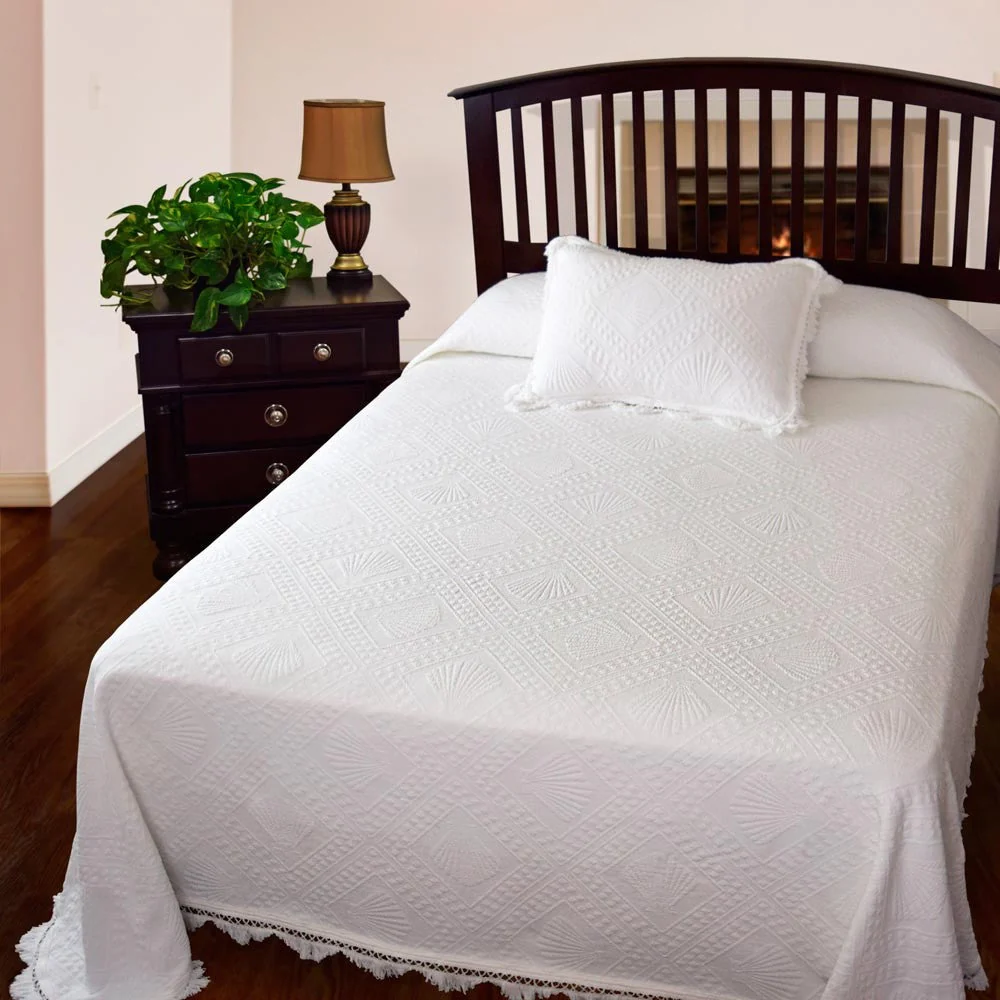 Cape Cod Cotton Matelasse Bedspread - Image 5