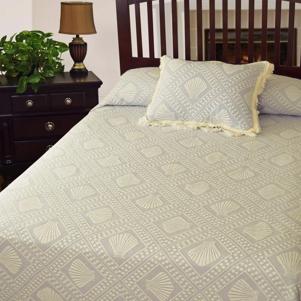 Cape Cod Cotton Matelasse Coverlet - Image 3