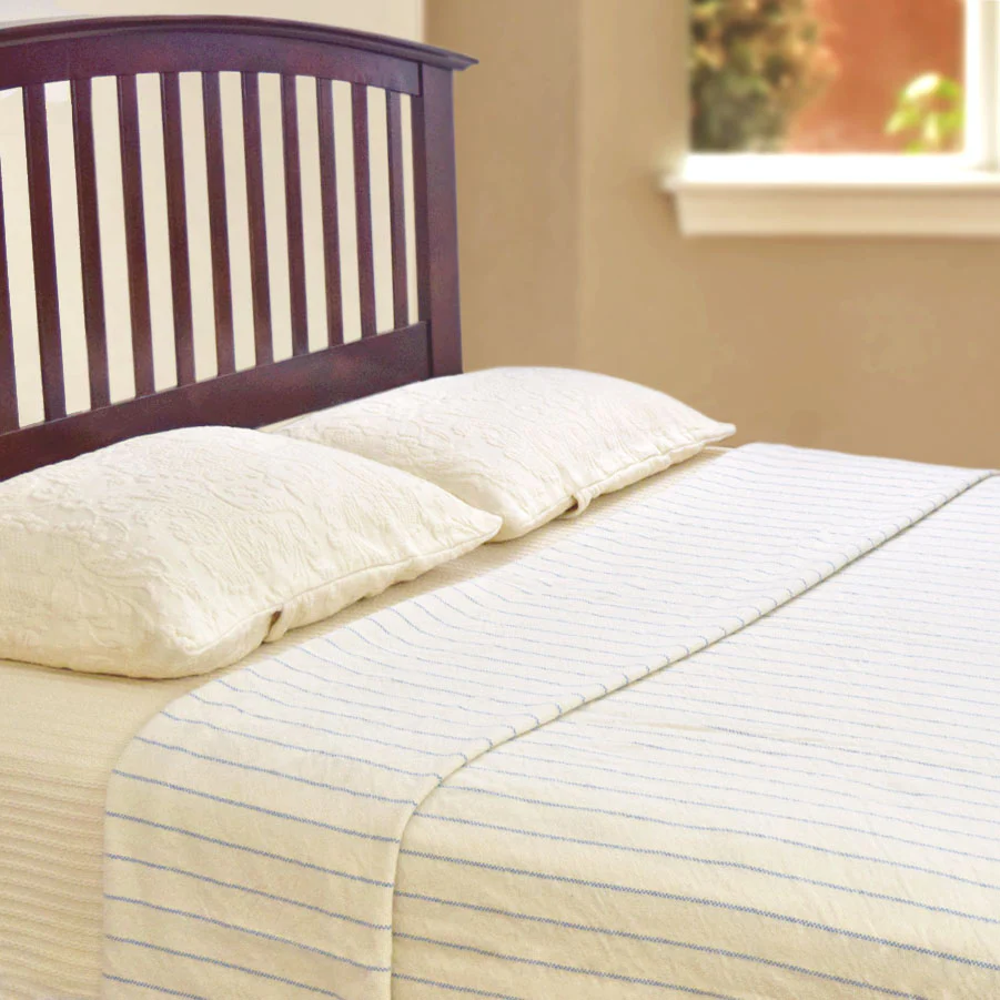 Kineo Cotton Blanket - Image 3