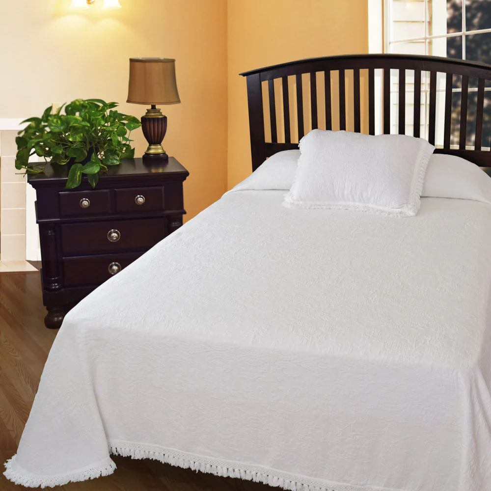 Lisa's Choice Cotton Matelasse Bedspread - Image 4